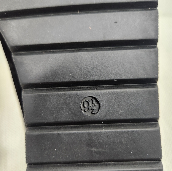 Eileen Fisher humor size 9.5 black suede wedge flats - Picture 11 of 13